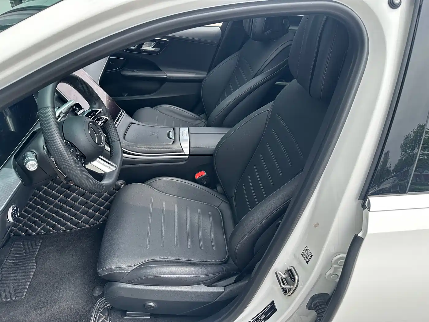 Mercedes-Benz C-Class 2024 C 260 L 4MATIC Sport фото 13