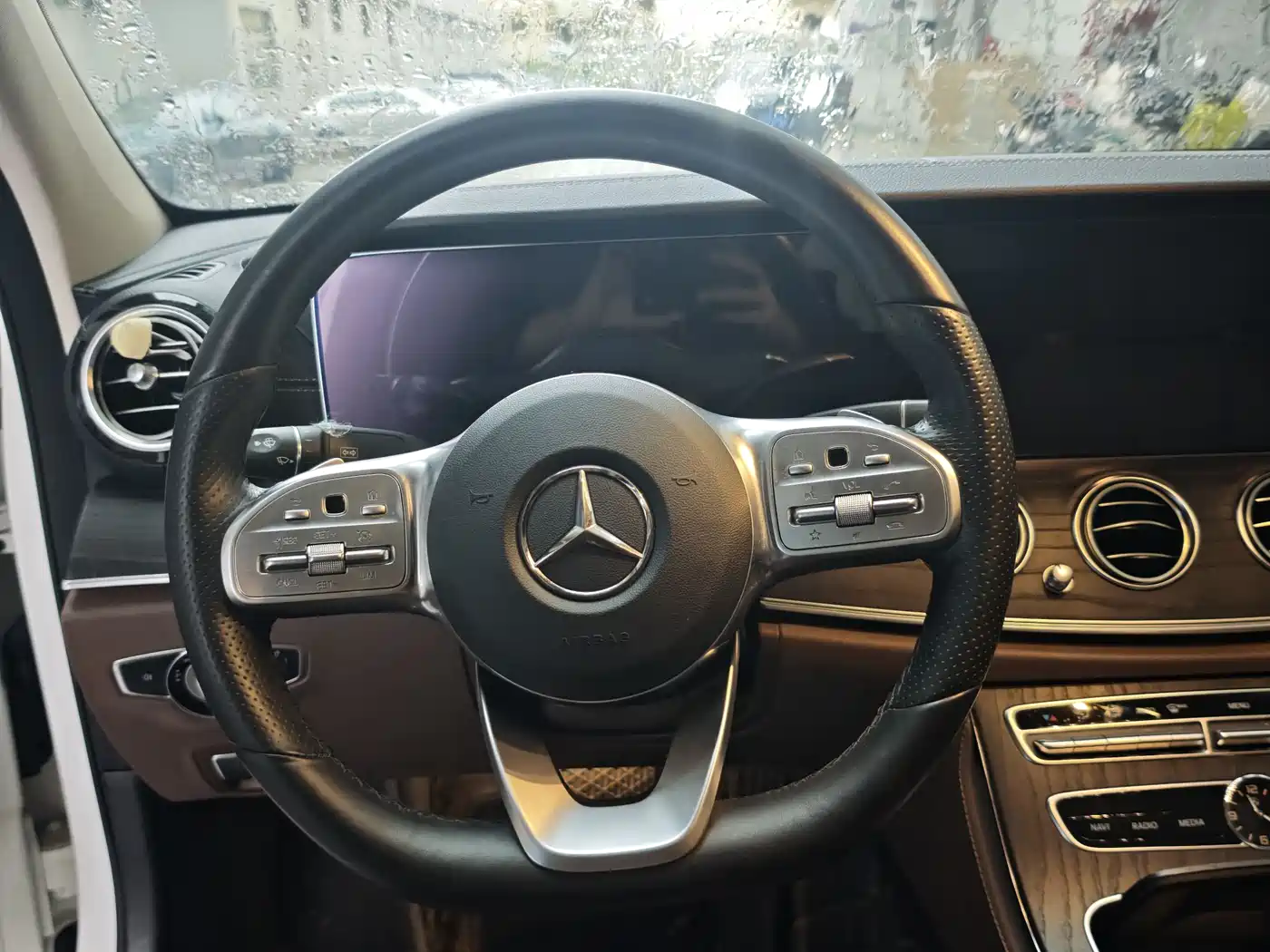 Mercedes-Benz E-Class 2020 Facelift E 300 L Sport Fashion фото 14