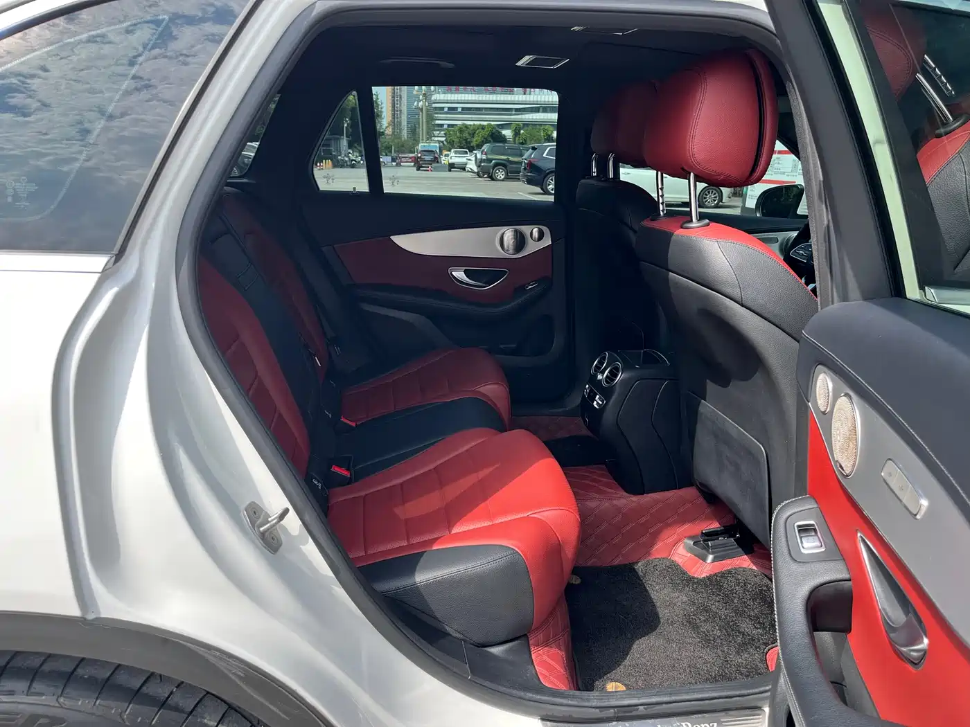 Mercedes-Benz GLC 2021 GLC 300 L 4MATIC Sporty фото 11
