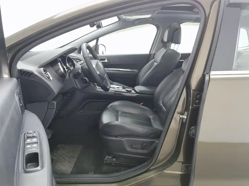 Peugeot 3008 2013 1.6THP Automatic Prestige Edition фото 10
