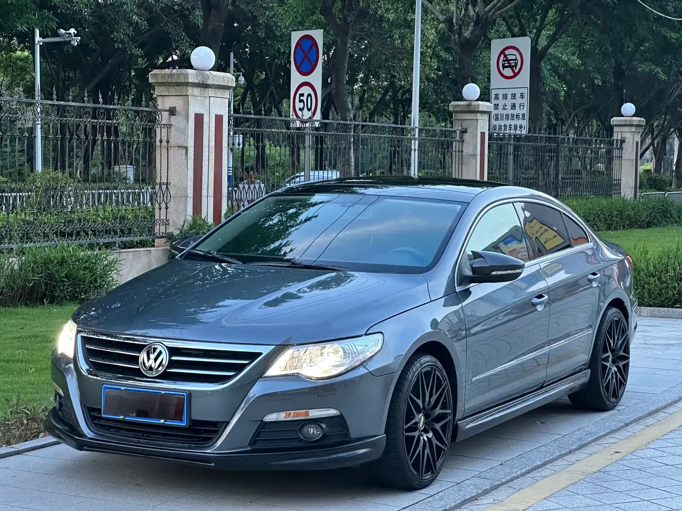 Volkswagen FAW-Volkswagen CC 2011 1.8TSI Luxury