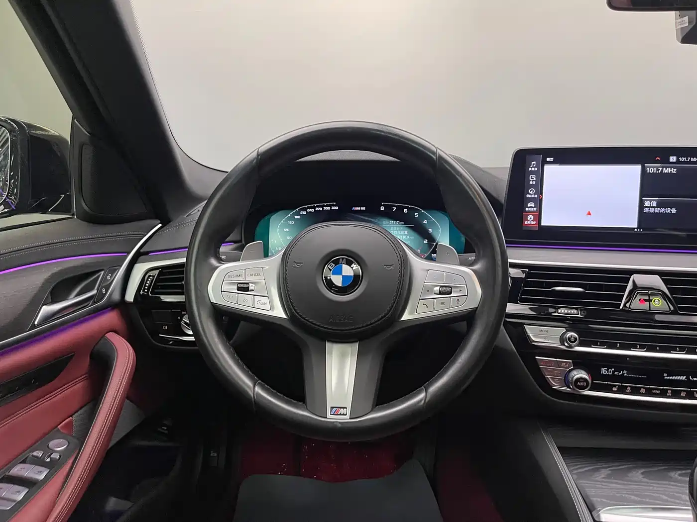 BMW 5 Series 2022 Model Second Facelift 530Li Leading M Sport Package фото 15