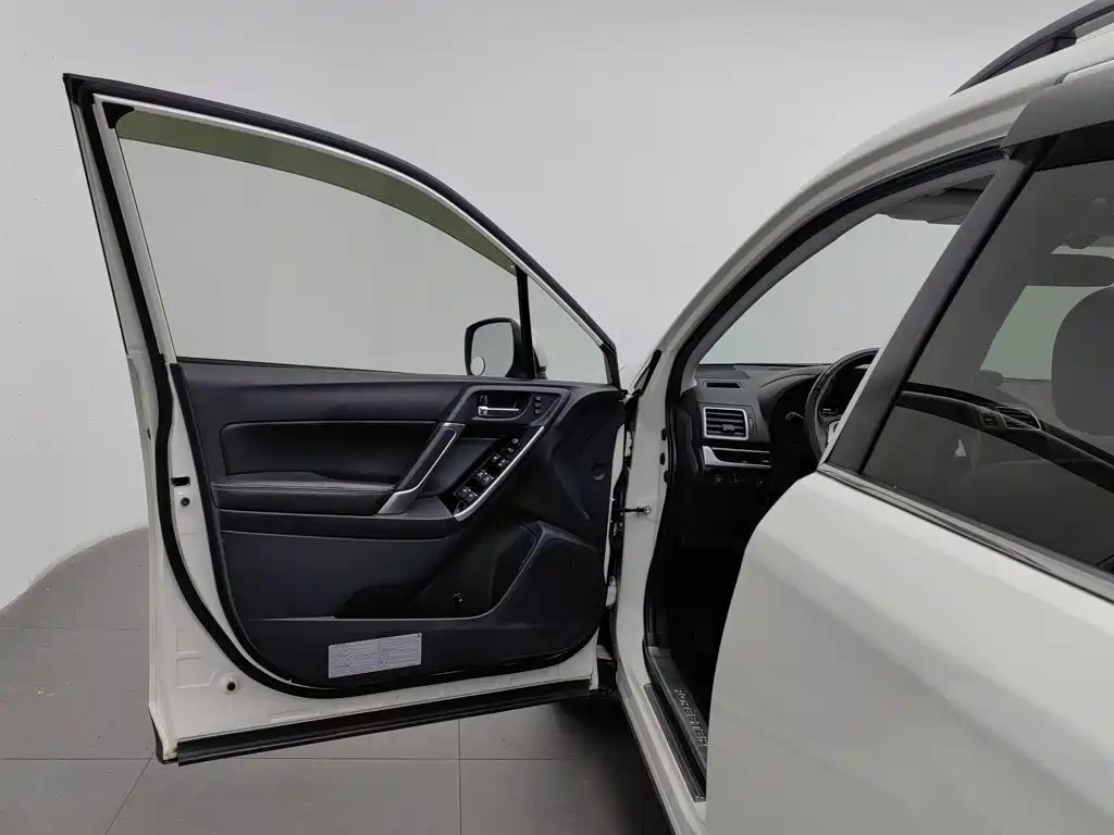 Фото 8 - Subaru Forester