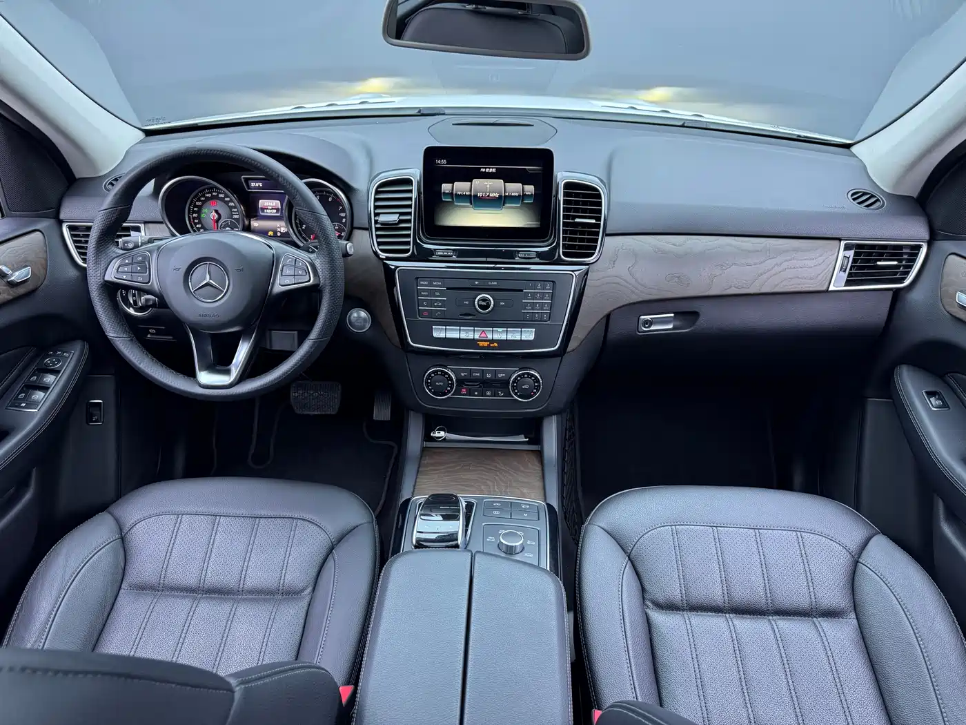 Mercedes-Benz GLE 2016 2016 GLE 400 4MATIC