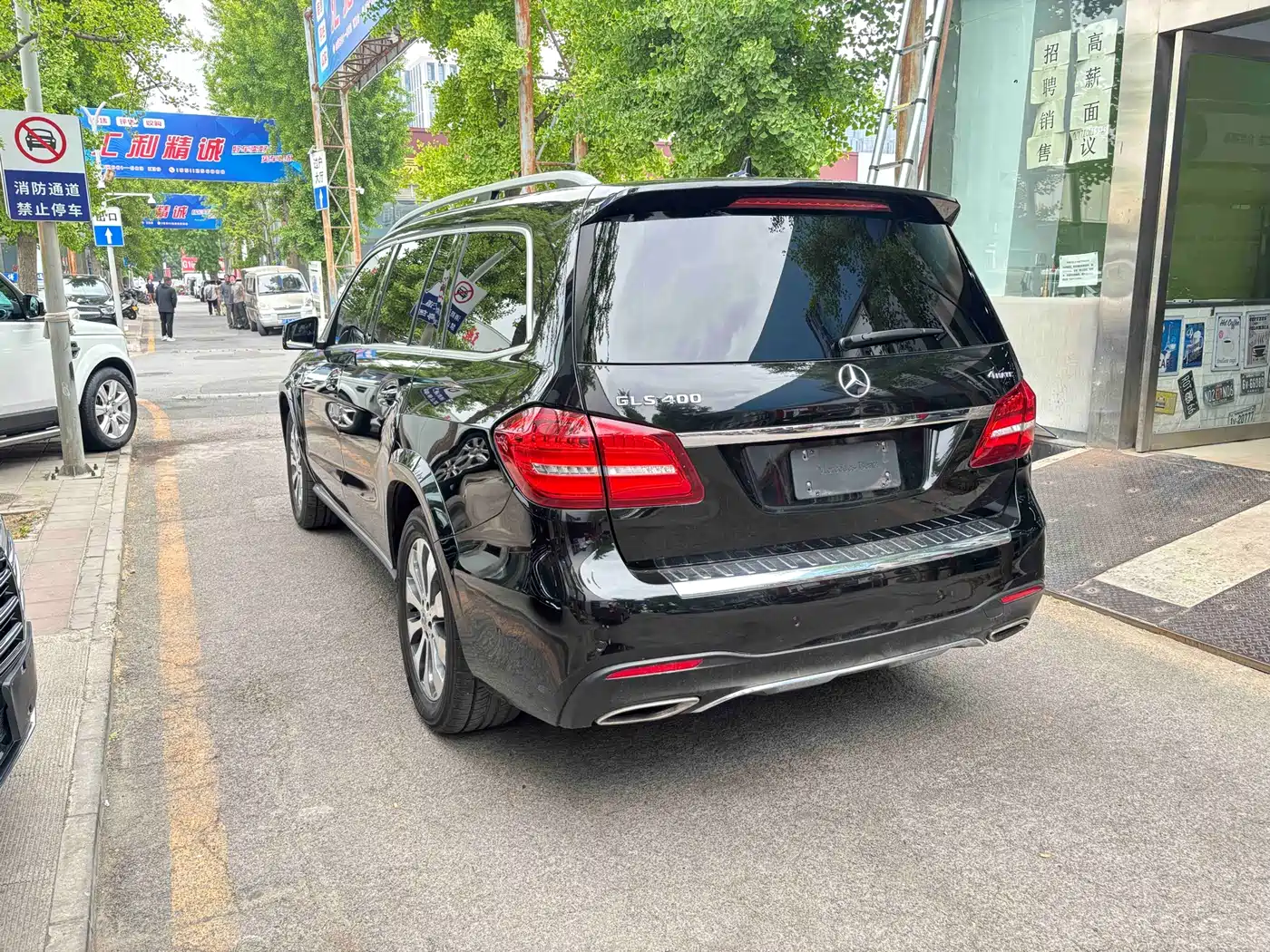Mercedes-Benz GLS 2018 GLS 400 4MATIC Dynamic фото 6