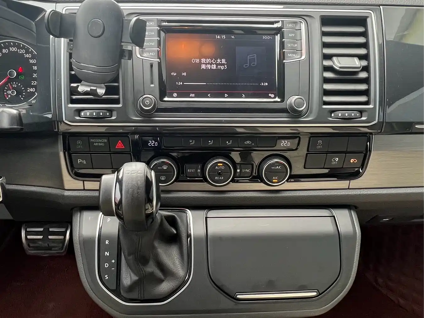 Volkswagen Caravelle 2019 2.0TSI 4WD Luxury 7-seater фото 13