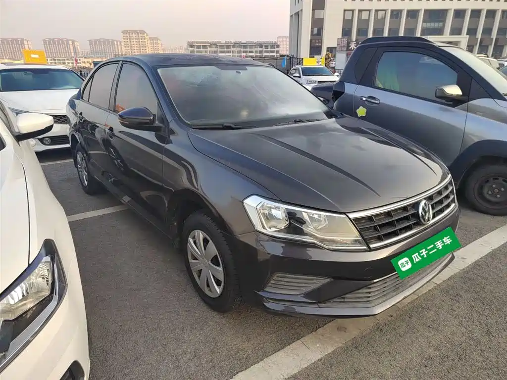 Volkswagen Jetta 2017 1.5L Automatic Fashion фото 4