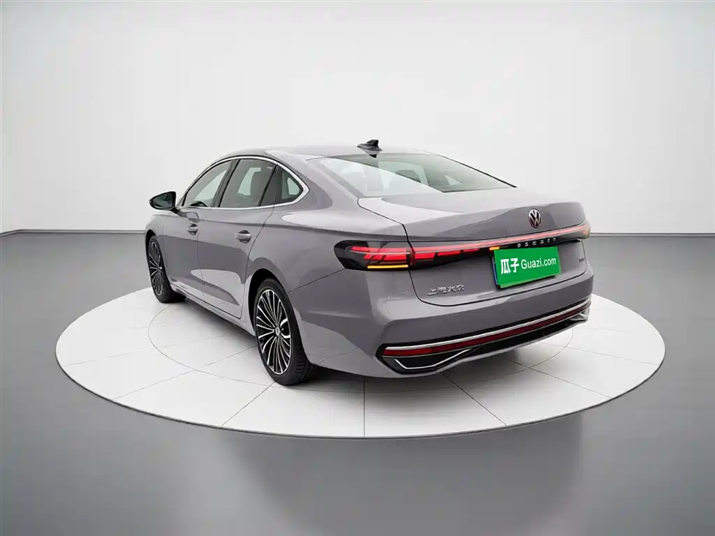 Volkswagen Passat 2025 Pro 380TSI Dragon Prestige Edition фото 5