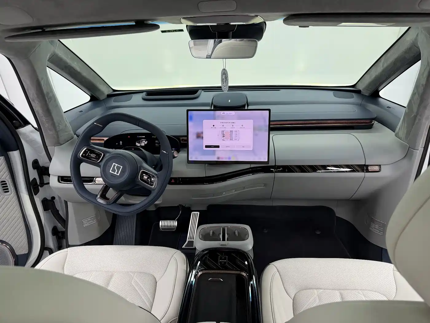 ZEEKR MIX 2025 2025 Smart Driving Edition