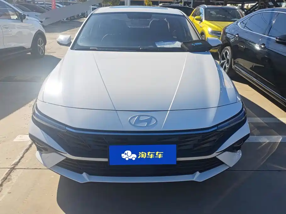 Hyundai Elantra 2025 2023 1.5L CVT GLX Elite Edition