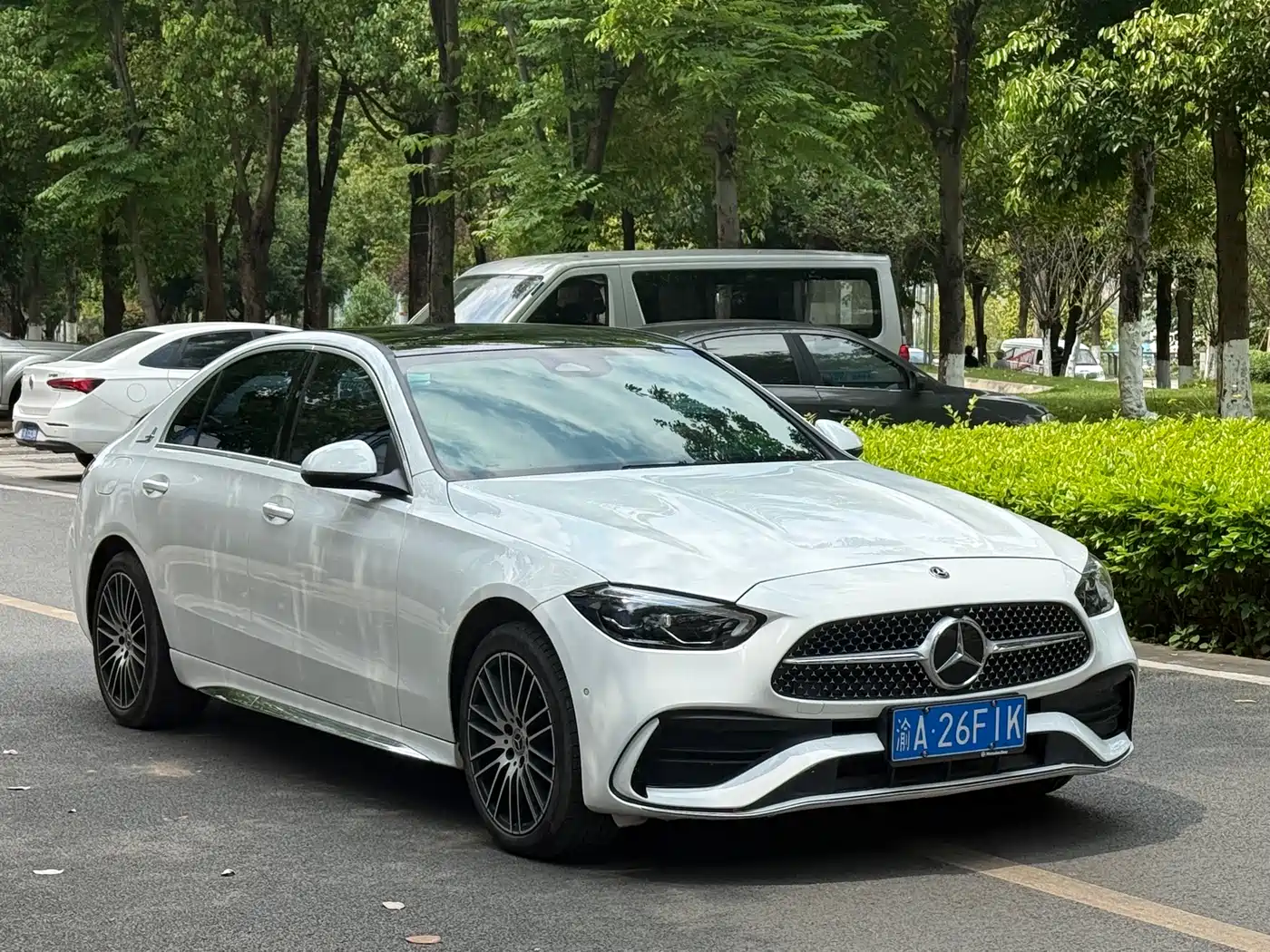 MERCEDES-BENZ C CLASS