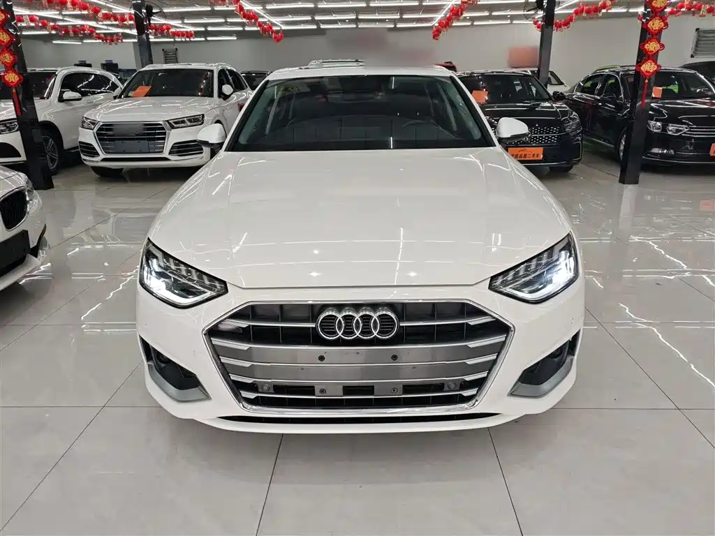 Audi A4L 2020 40 TFSI Fashion Elegance фото 3