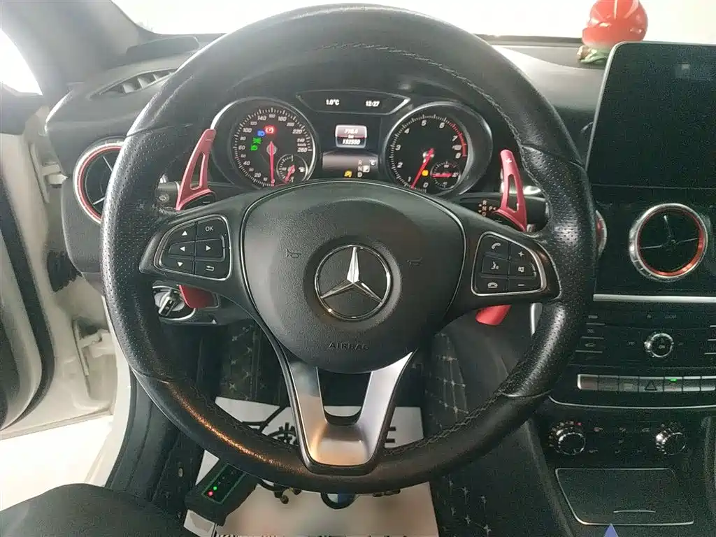 Mercedes-Benz CLA (Import) 2017 Facelift CLA 180 фото 11