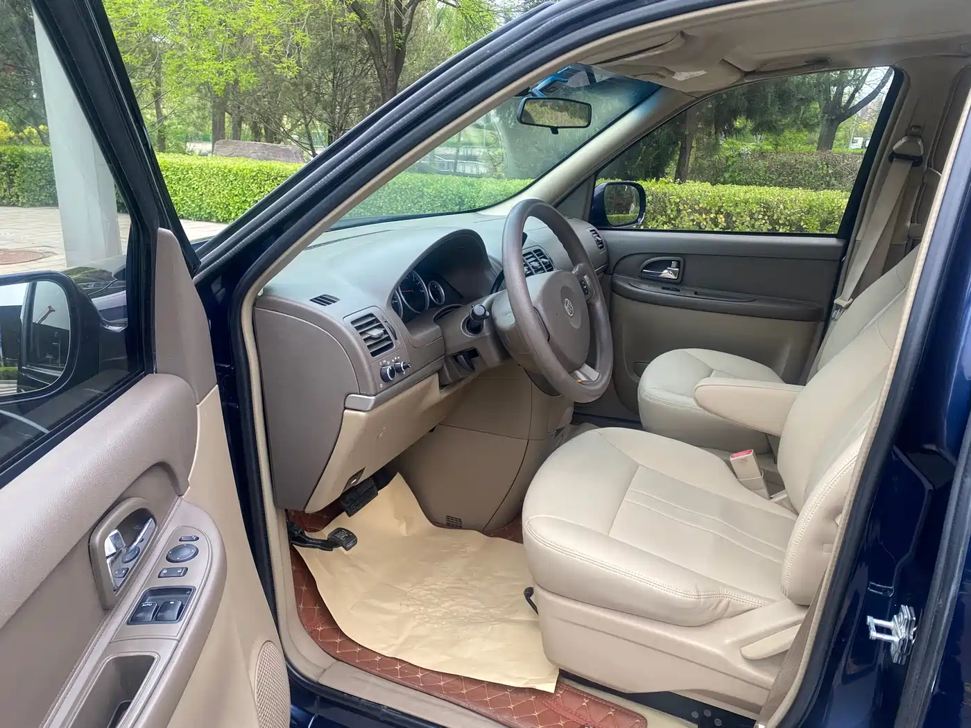 Buick GL8 2013 2.4L Classic фото 4