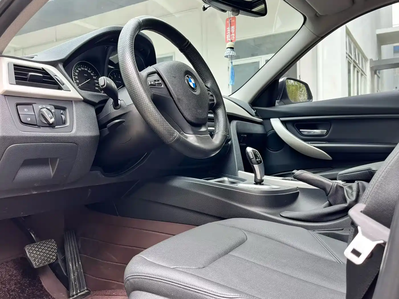 BMW 3 Series 2015 320Li Super Joy Fashion фото 4