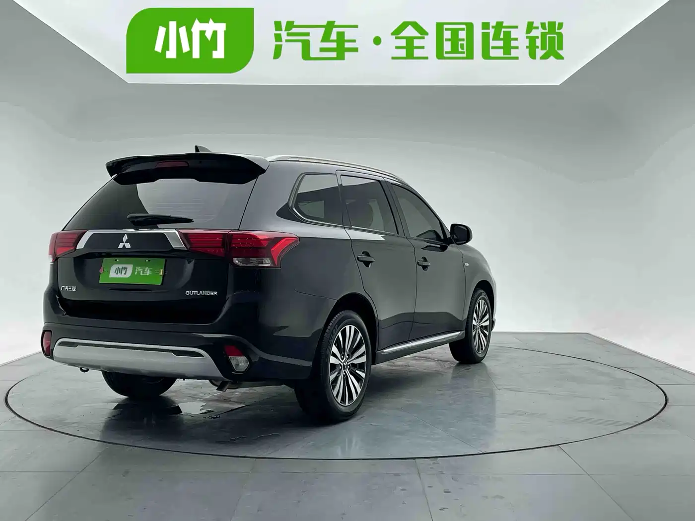 Mitsubishi Outlander 2021 2.0L 2WD Smooth Ride Version 5-Seater фото 6