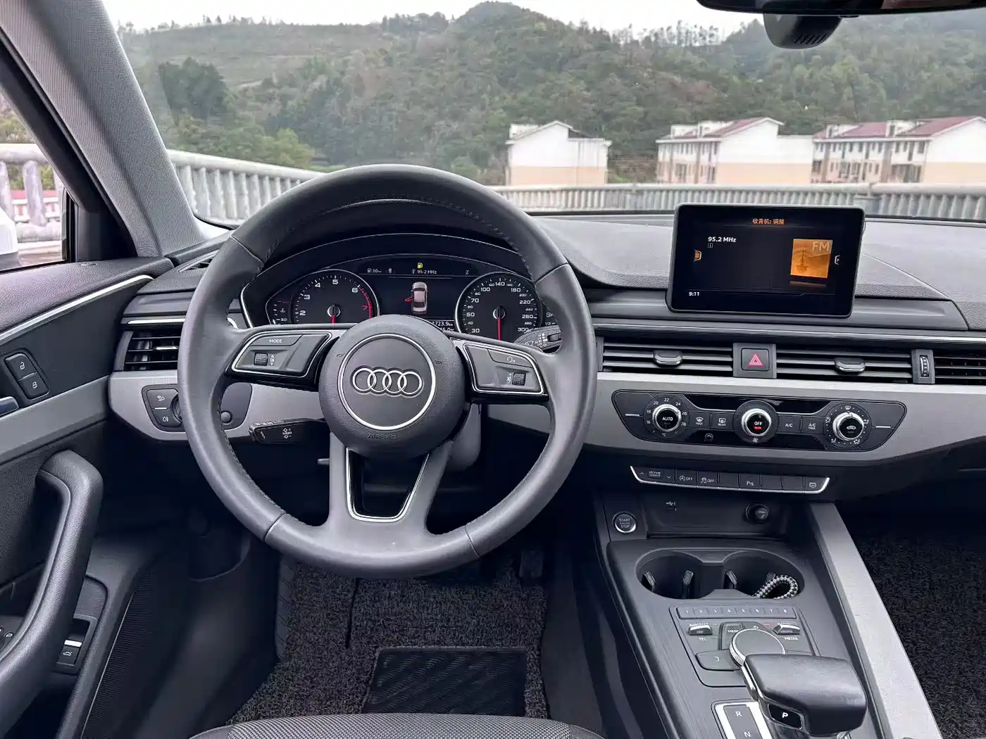 Audi A4L 2017 40 TFSI Style Edition фото 3