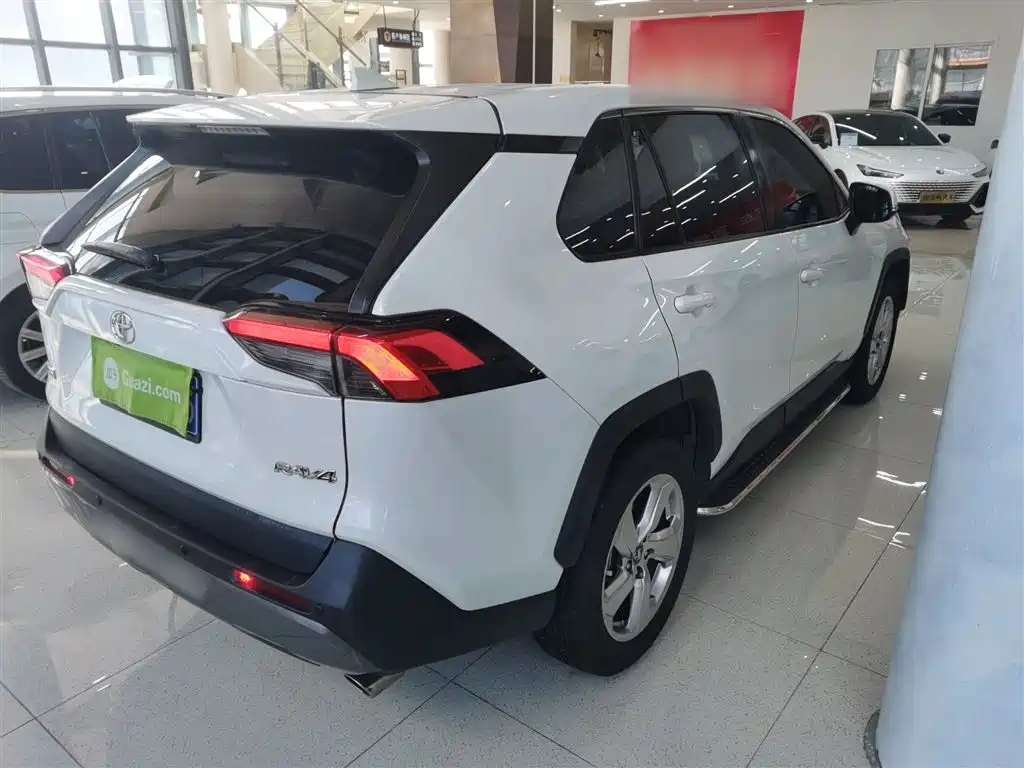 Toyota RAV4 Rongfang 2020 2.0L CVT 2WD Trend Edition фото 23