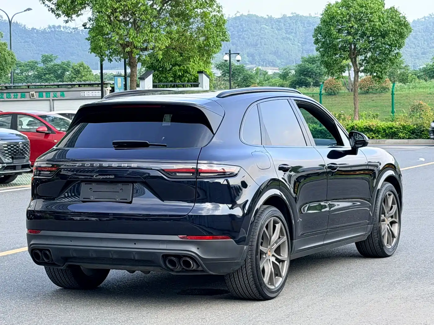 Porsche Cayenne 2023 Cayenne 3.0T Platinum Edition фото 3