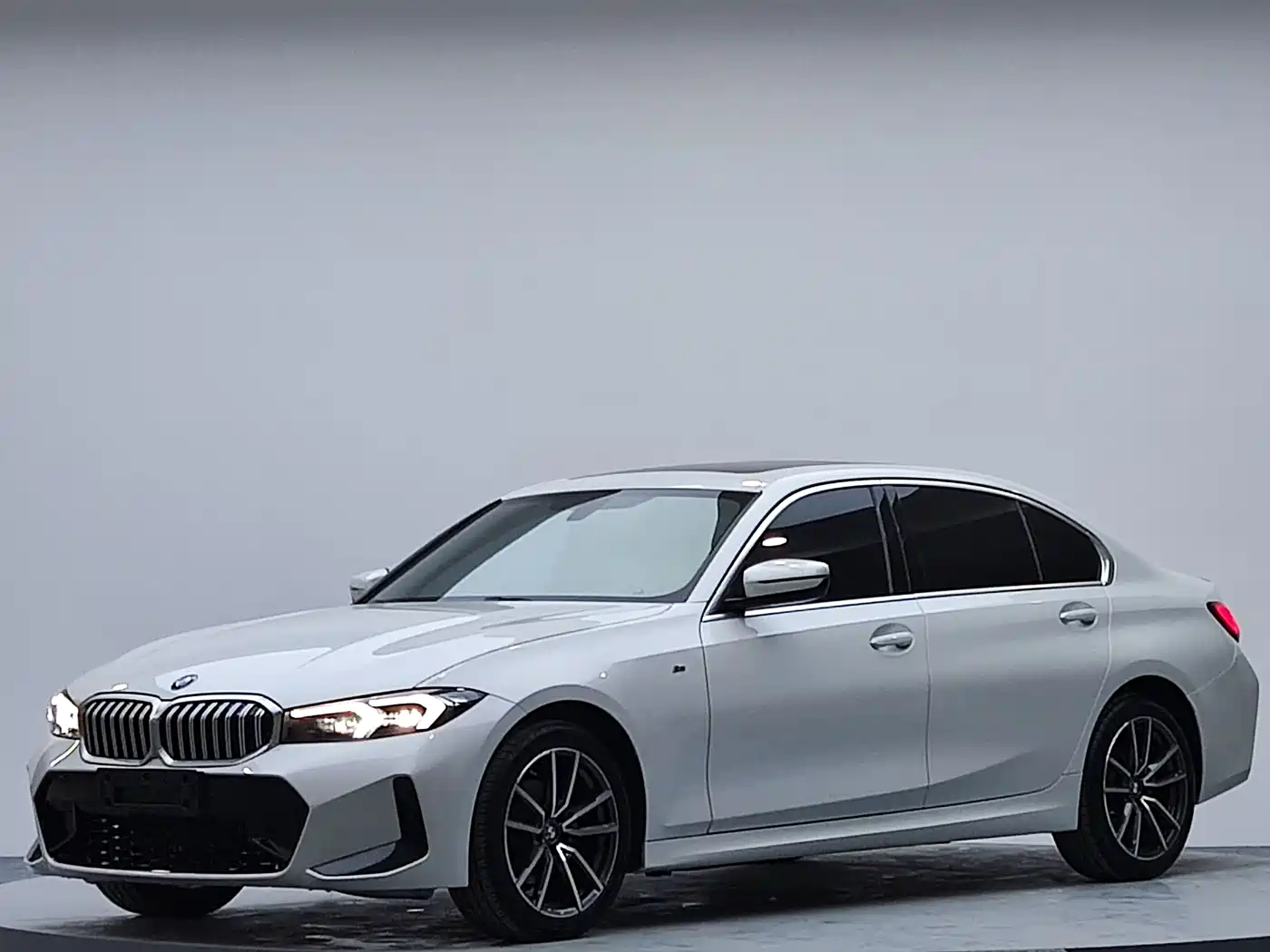 BMW 3 Series 2023 320Li M Sport Package фото 4