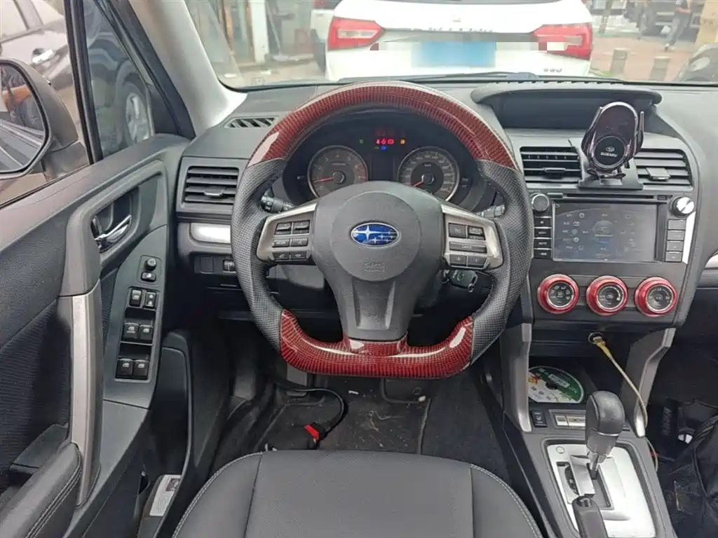 Subaru Forester 2014 2.5i Automatic Elite Edition фото 11