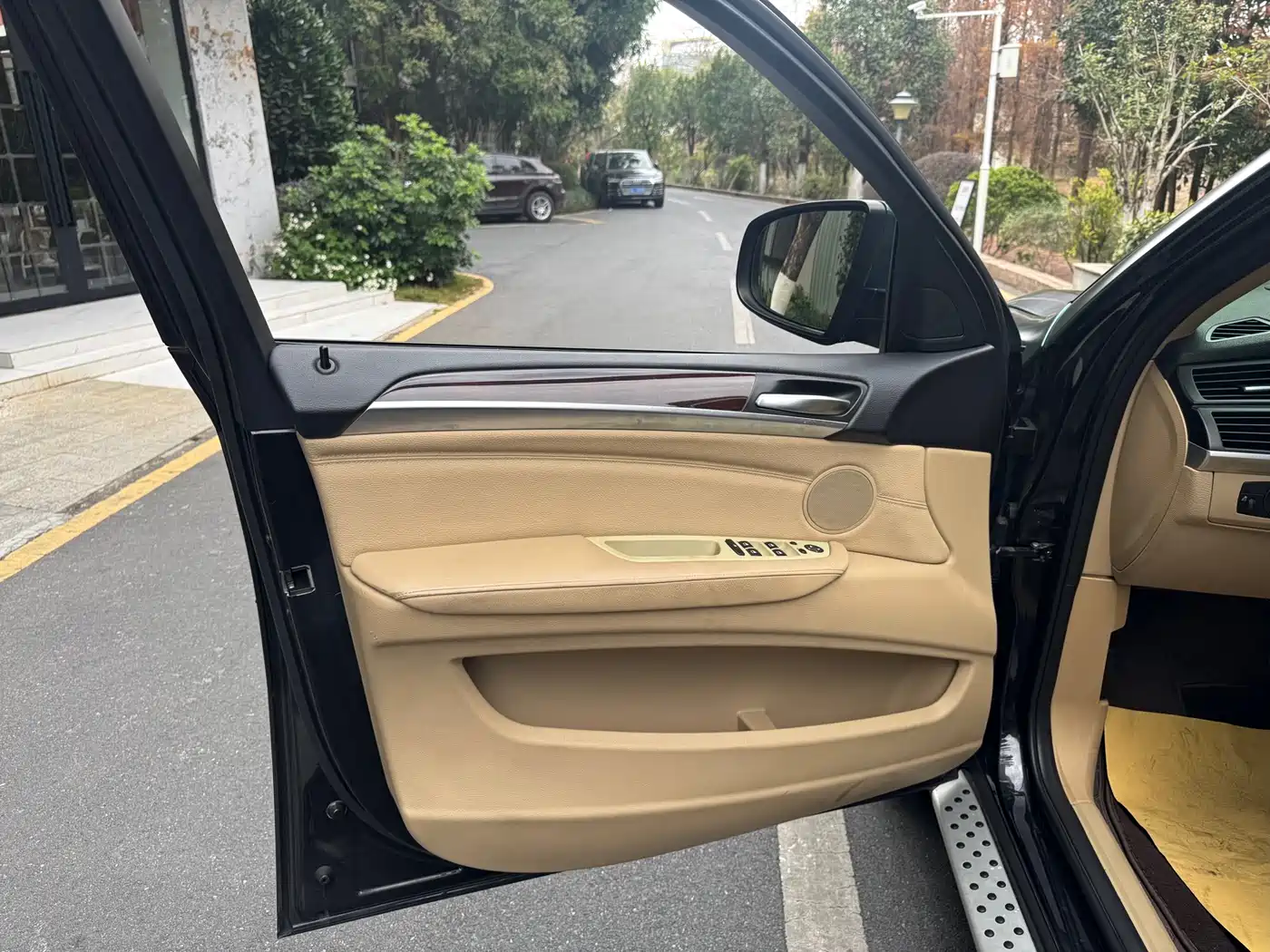 BMW X6 2011 xDrive35i фото 8