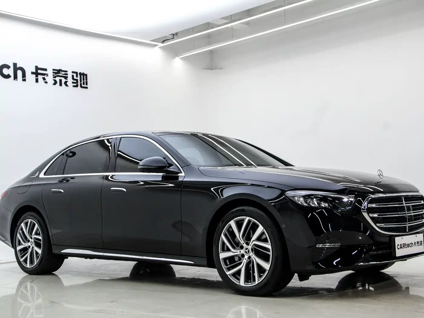 Mercedes-Benz E-Class 2025 E 300 L Fashion фото 9