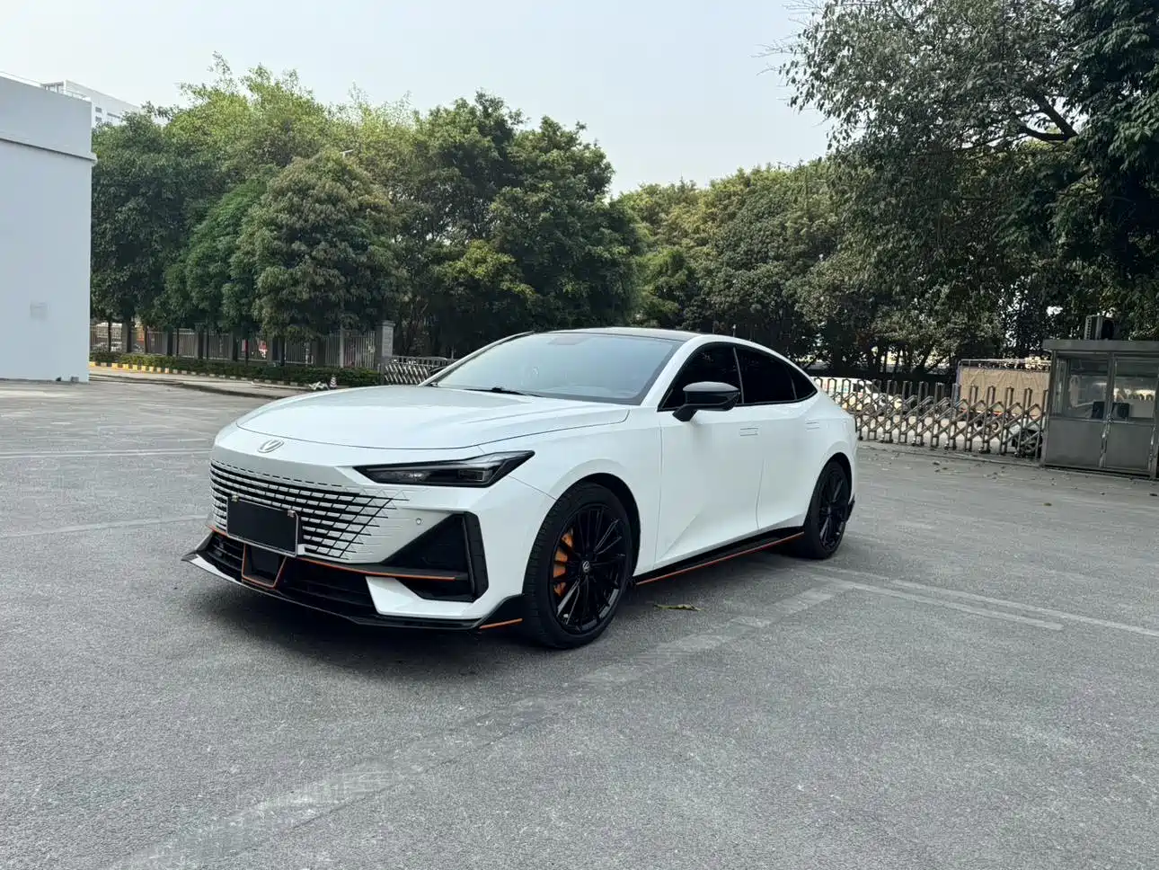 CHANGAN UNI-V