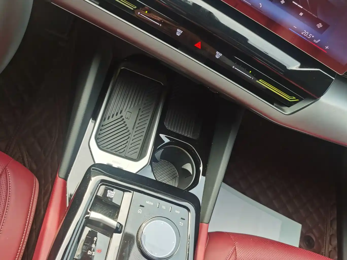 BMW 5 Series 2024 525Li M Sport Package фото 16