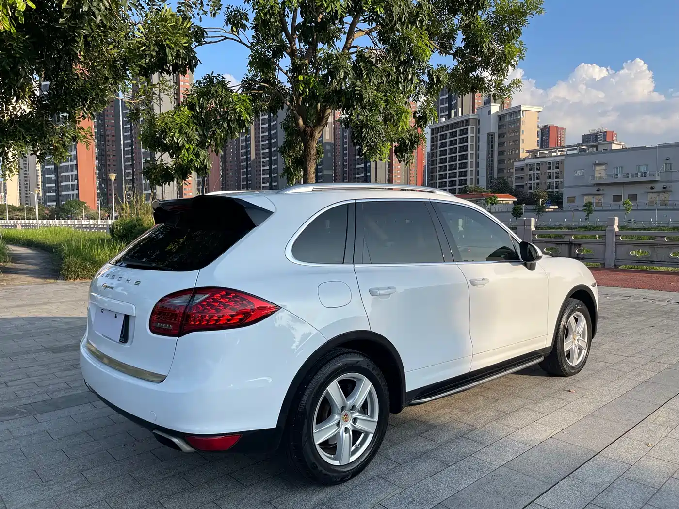 Porsche Cayenne 2011 Cayenne 3.0T фото 7