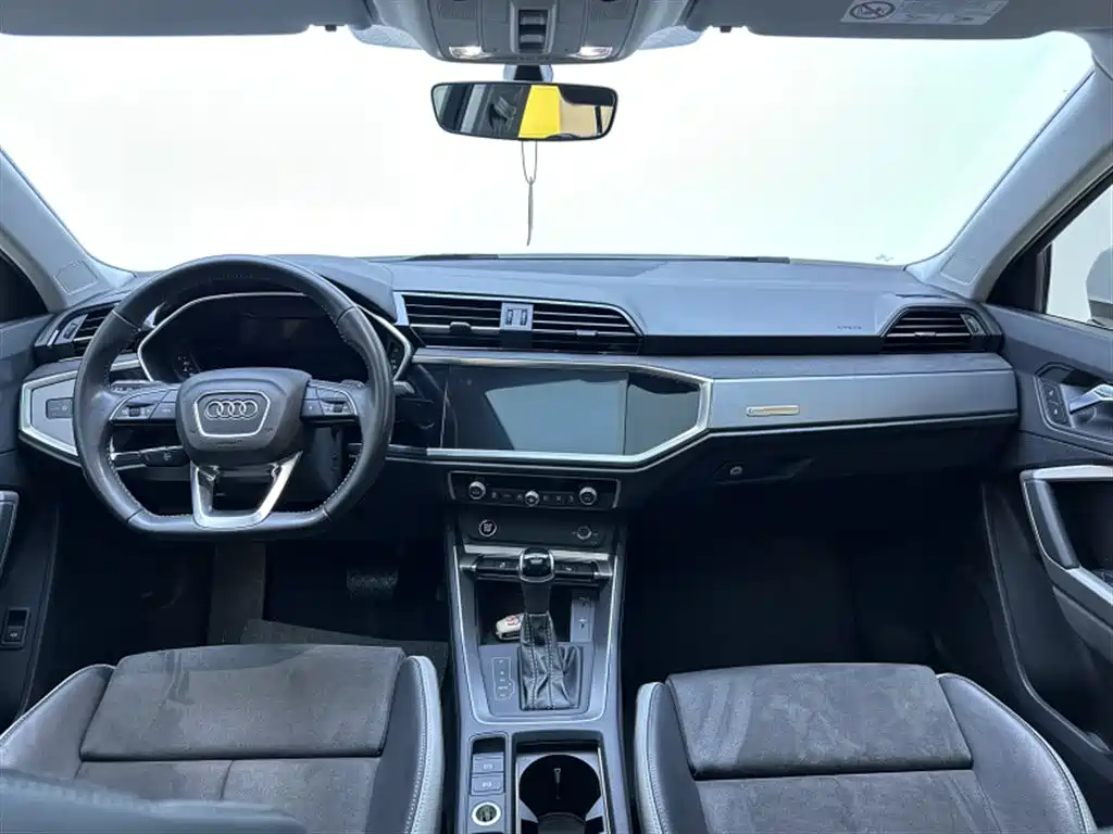 Audi Q3 2022 35 TFSI Progressive Dynamic фото 9