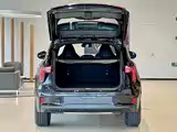 Photo 16 - Lynk & Co 01
