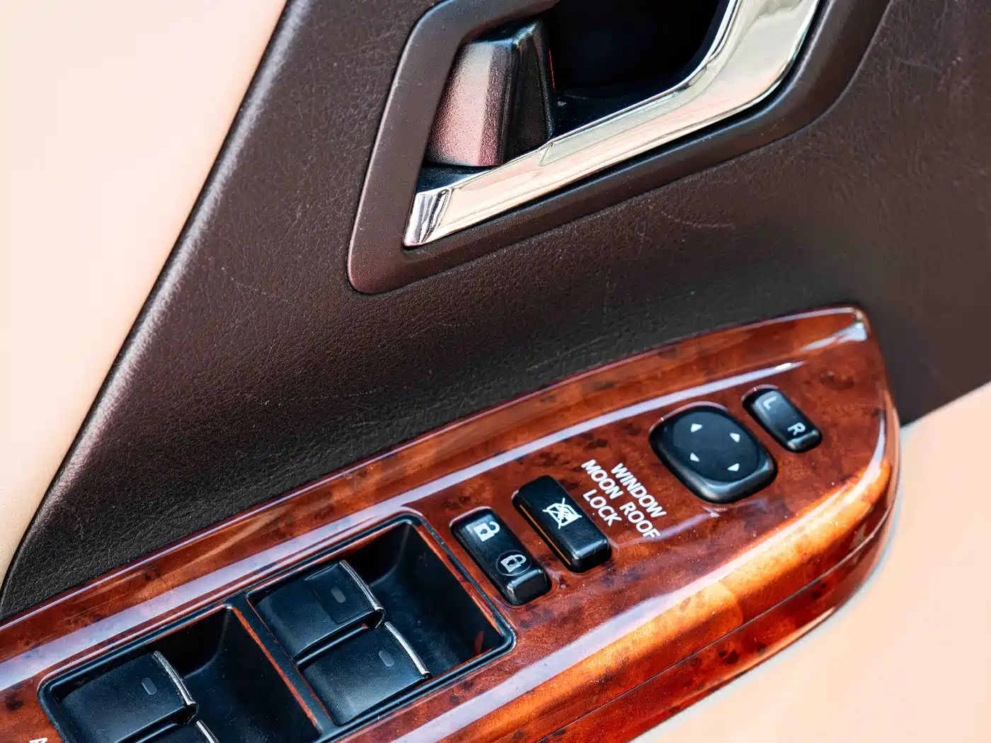 Toyota Alphard 2011 3.5L Luxury Edition фото 14