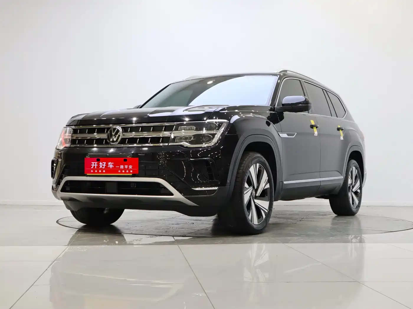 VOLKSWAGEN TOURANG 2024