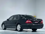 Фото 25 - Lexus LS