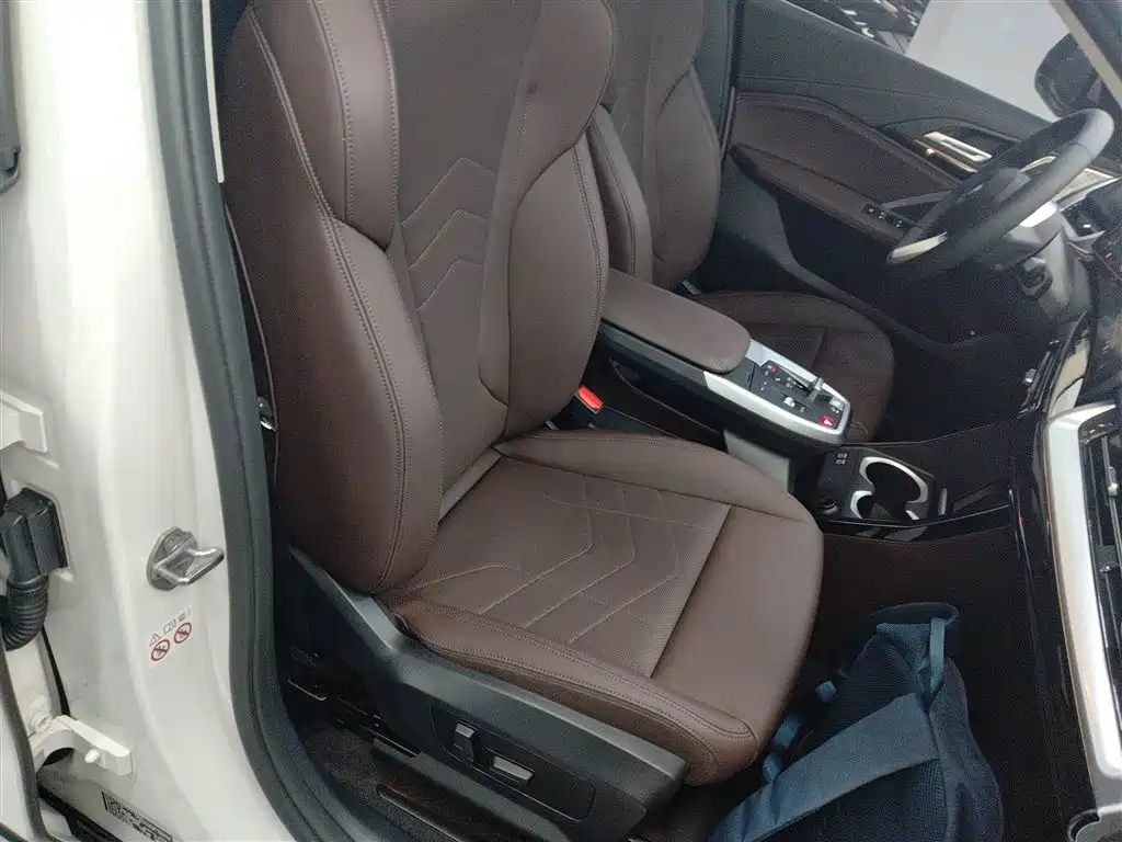 BMW X1 2023 sDrive25Li X Design Package фото 17