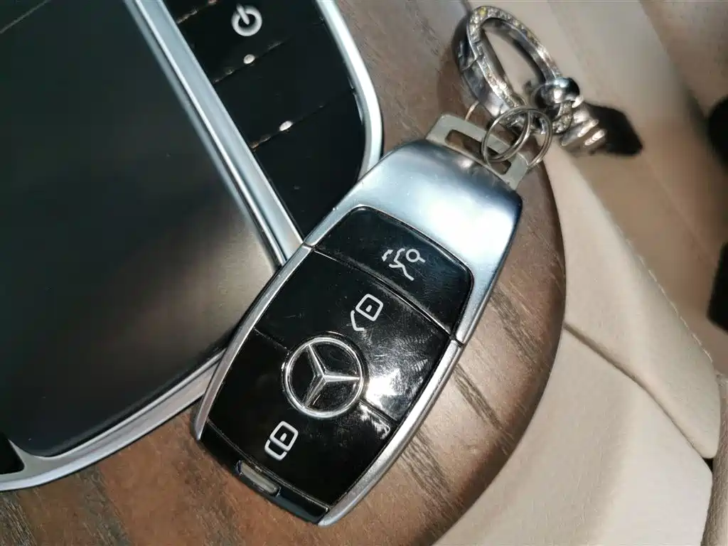 Mercedes-Benz E-Class 2021 Facelift E 260 L фото 9