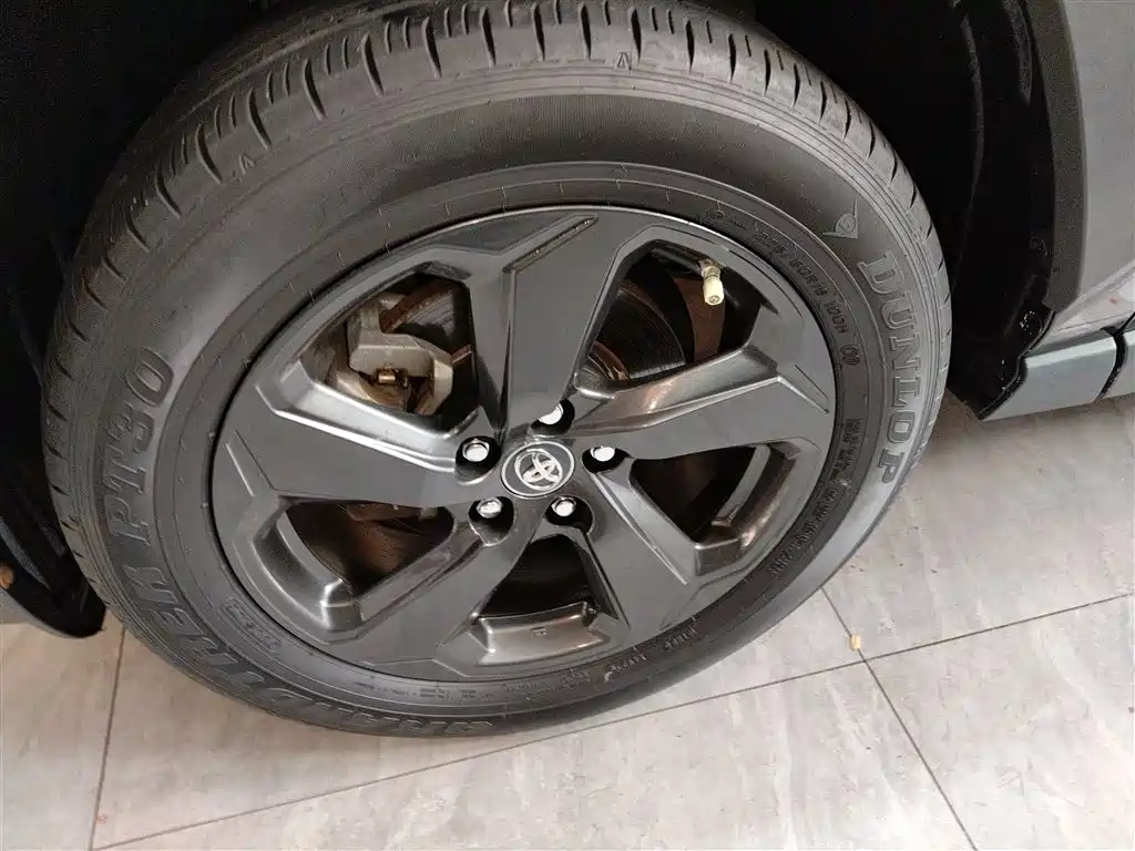 Toyota RAV4 Rongfang 2022 2.0L CVT 4WD Trend Plus Edition фото 25