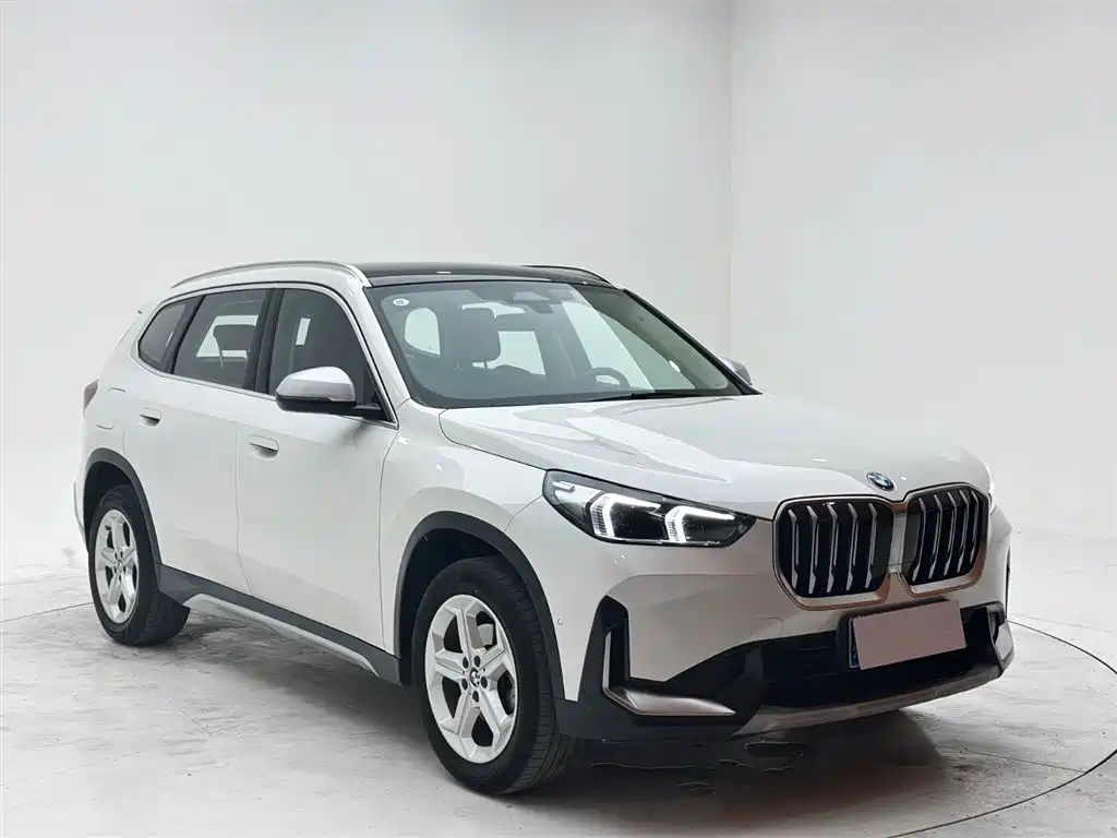 BMW X1 2023 sDrive20Li X Design Package фото 3