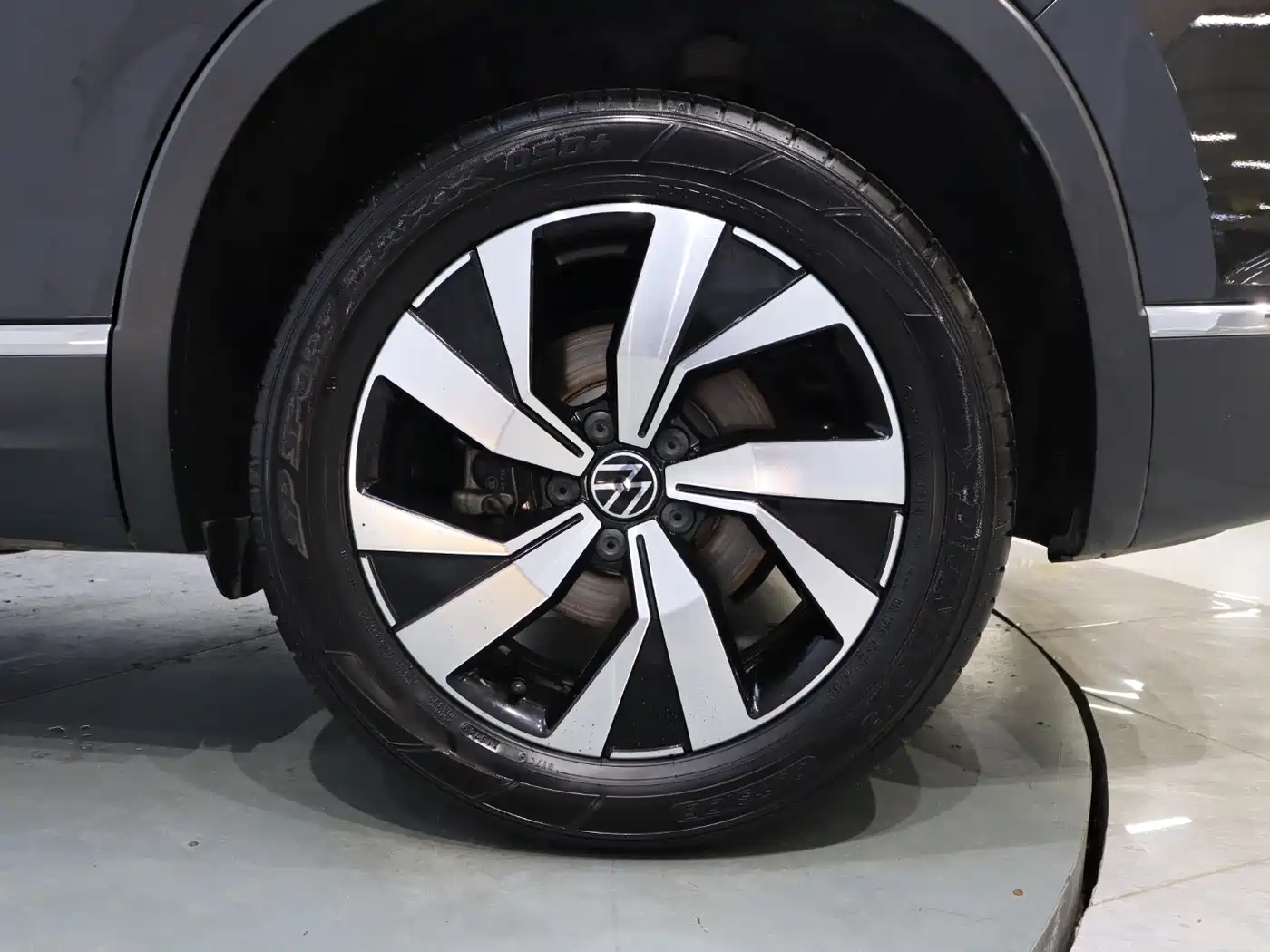 Volkswagen Tayron 2021 330TSI 2WD 30th Anniversary Edition фото 13