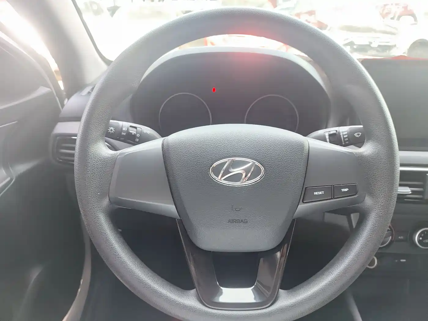 Hyundai Elantra 2020 1.6L Auto GLS Value Edition фото 4