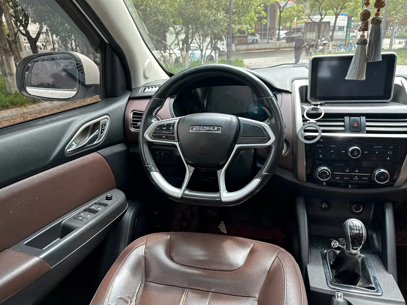 Bisu Auto Bisu T5 2018 2017 1.5T Manual Luxury