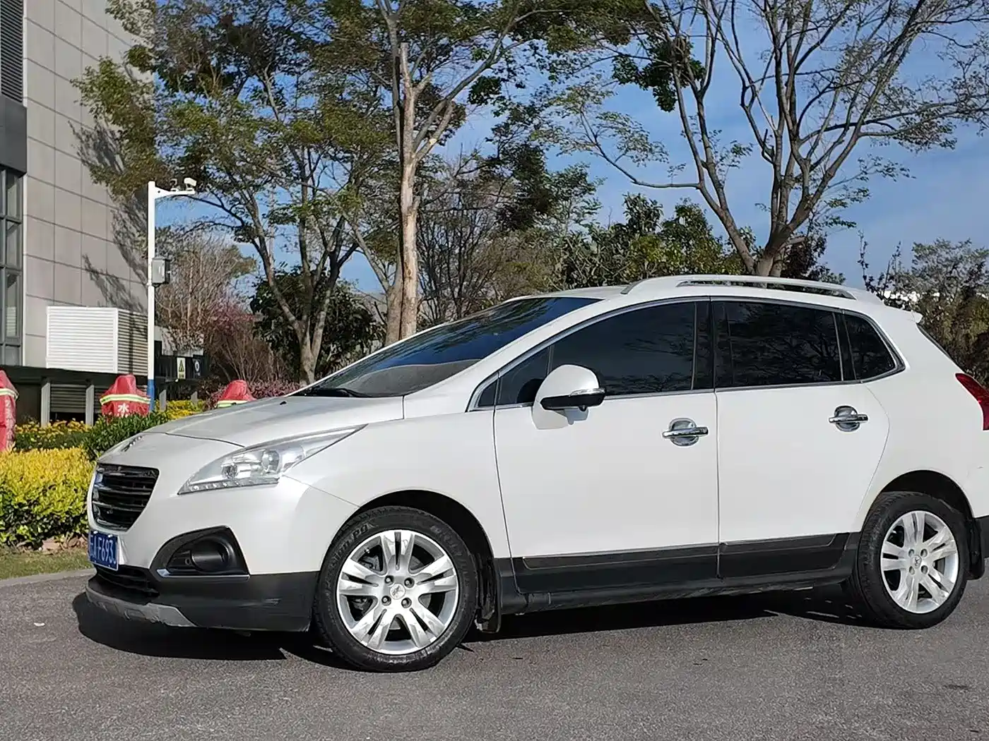 Peugeot 3008 2013 1.6THP Roland Garros Edition