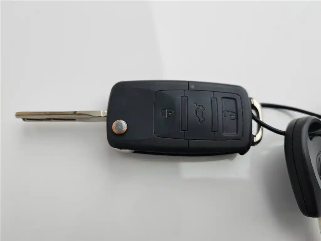 Volkswagen Polo 2016 1.4L Automatic Trend фото 19