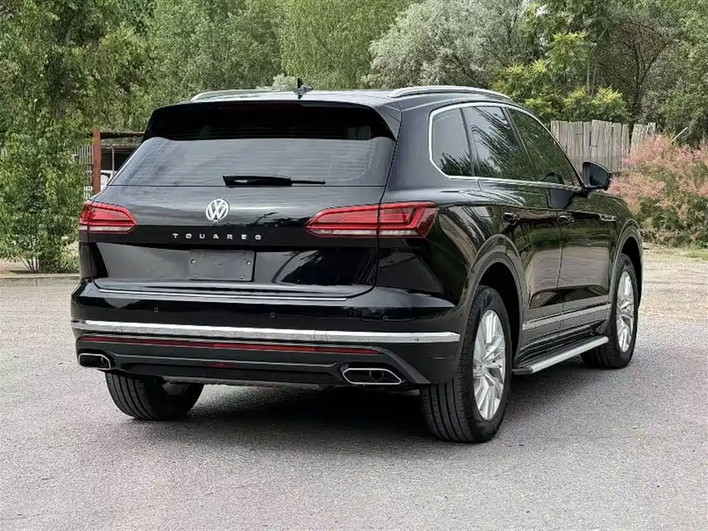 Volkswagen Touareg 2019 2.0TSI Sharp Wing Edition China V фото 6