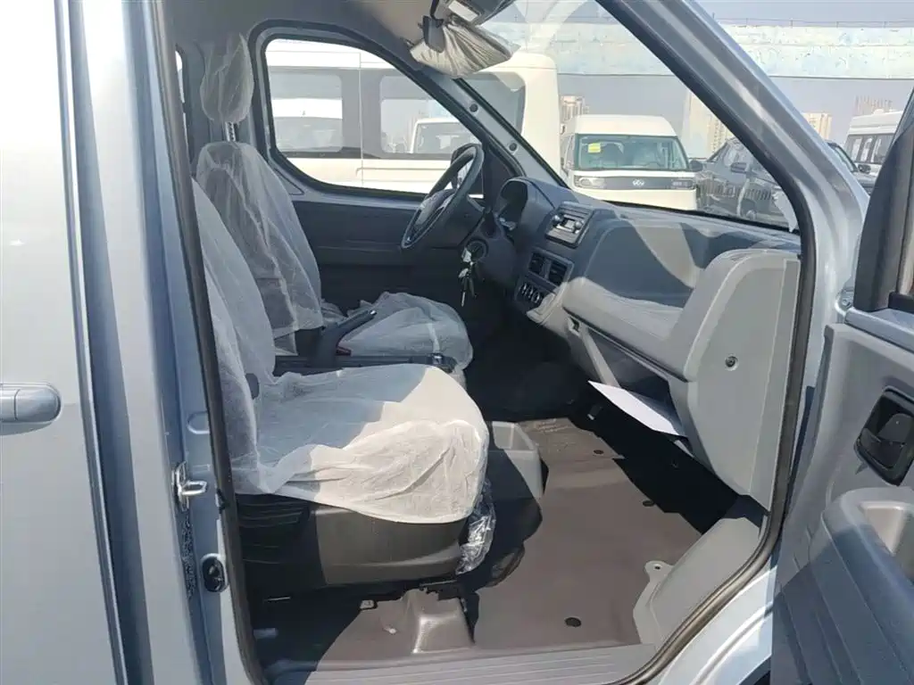 Фото 20 - Wuling Motors Wuling Yangguang