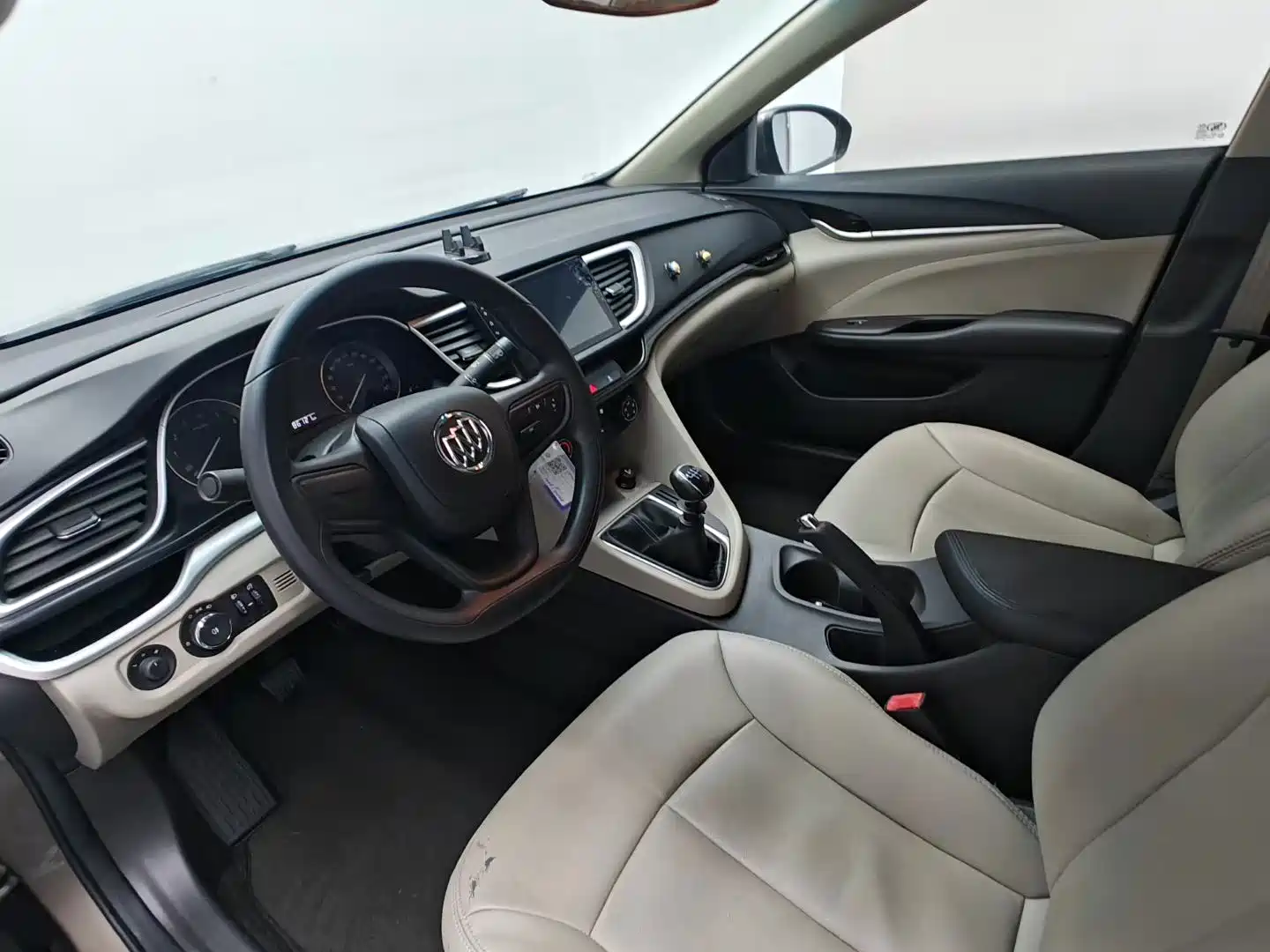صورة 7 - Buick Excelle