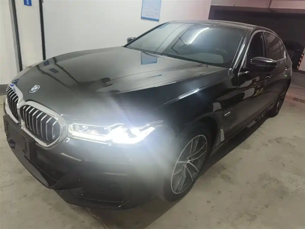 BMW 5 Series New Energy 2022 Facelift 535Le M Sport Package фото 2