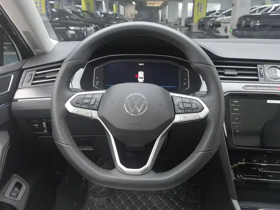 صورة 15 - Volkswagen Magotan