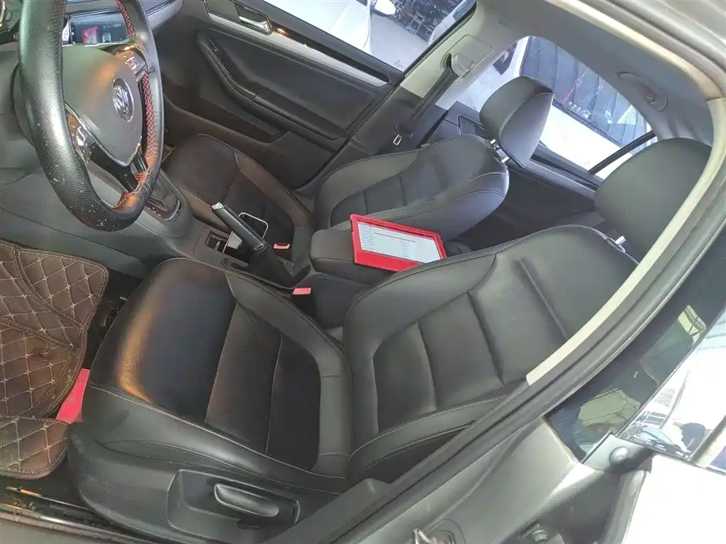 Volkswagen Sagitar 2018 280TSI DSG Comfort фото 15